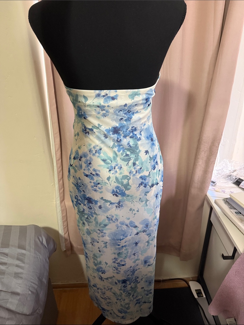 🥶 Fashion Nova Strapless Light Blue Floral Midi Dress - Picture 3 of 7